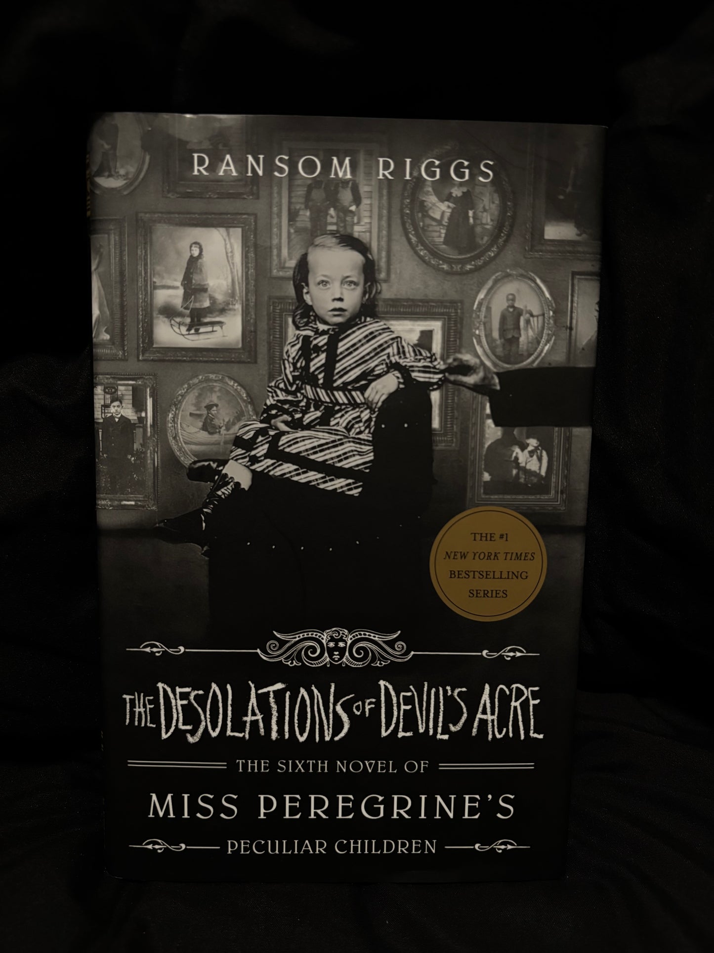 THE DESOLATIONS OF DEVIL’S ACRE (MISS PEREGRINES PECULIAR CHILDREN)